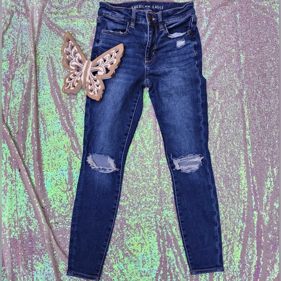 American Eagle Outfitters Denim - American Eagle Next Level Stretch Hi-Rise Jegging Size 2! Distressed
